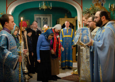 Праздник Сретения Господня молитвенно отметили на петербургском подворье Коневской обители