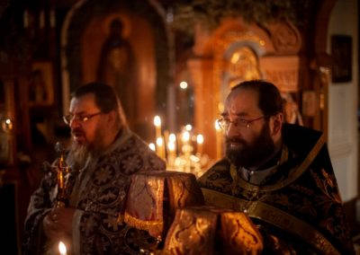 Уставные богослужения Страстной седмицы совершаются на подворье Коневской обители в Петербурге
