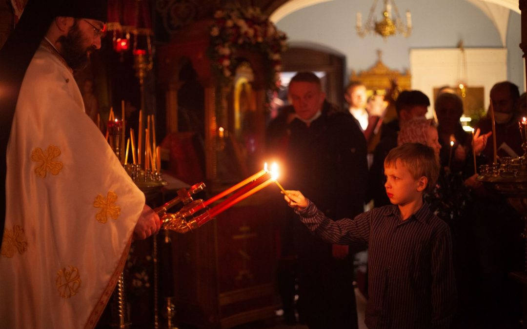 Светлое Христово Воскресенье молитвенно встретили на петербургском подворье Коневского Рождество-Богородичного монастыря