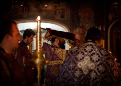 В праздник Крестовоздвижения на петербургском подворье Коневского Рождество-Богородичного монастыря совершены праздничные богослужения.