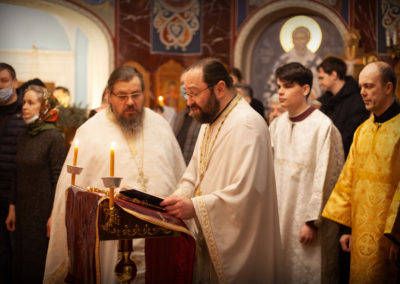 Неделю Торжества Православия встретили на петербургском подворье Коневского монастыря