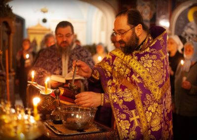 Таинство Соборования в Великий пост совершили на петербургском подворье Коневского монастыря