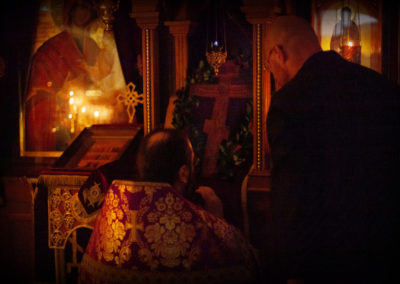 На петербургском подворье Коневской обители молитвенно встретили праздник Происхождения (Изнесения) Честных Древ Животворящего Креста Господня
