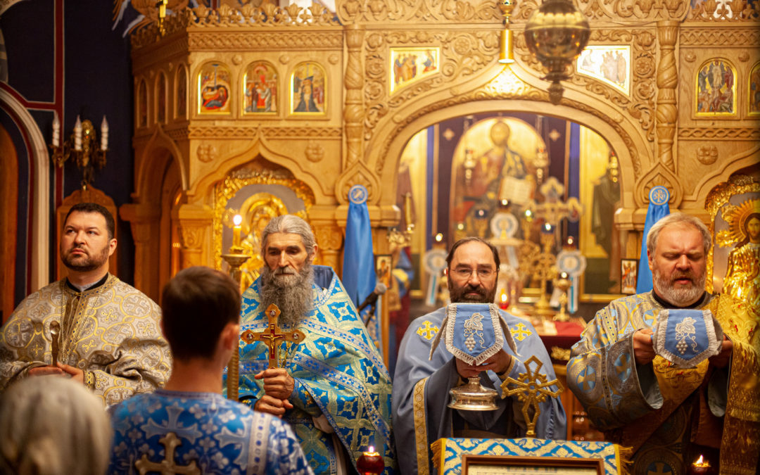 На петербургском подворье Коневской обители торжественно встретили престольный праздник
